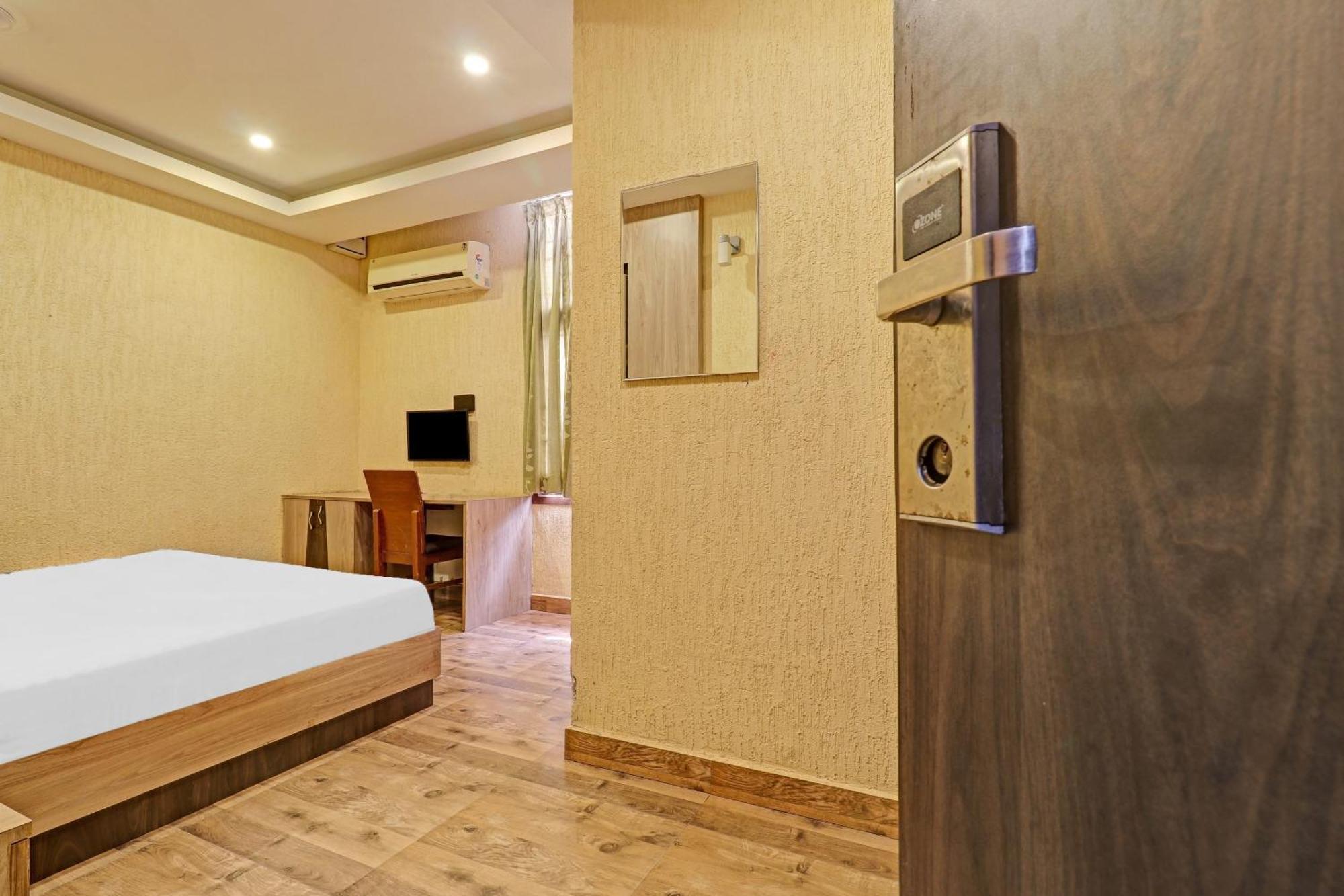 Hotel O Anbu Residency Tiruchirappalli Exteriör bild