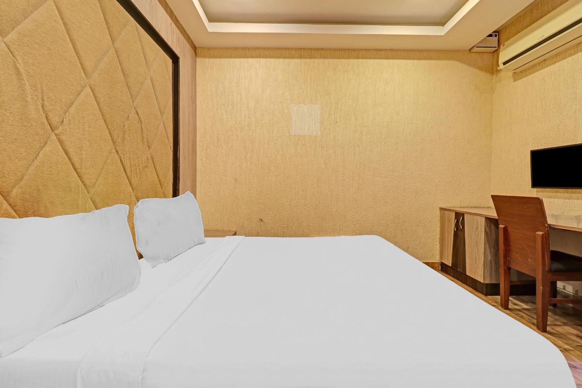 Hotel O Anbu Residency Tiruchirappalli Exteriör bild