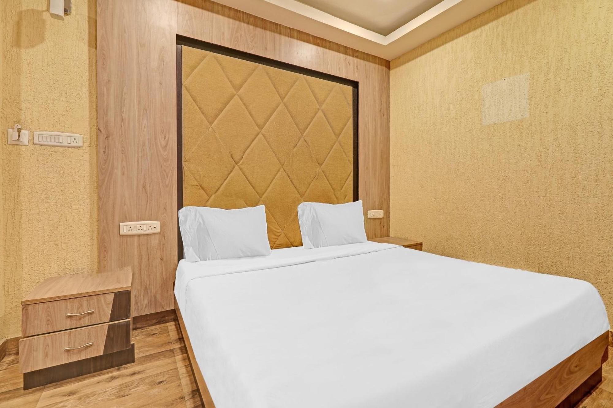 Hotel O Anbu Residency Tiruchirappalli Exteriör bild