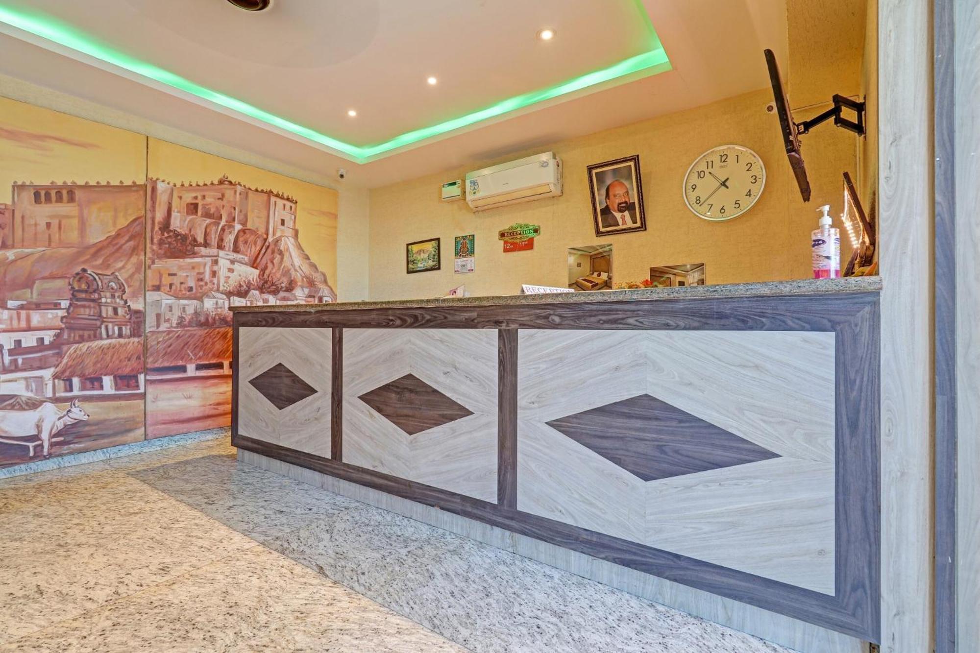 Hotel O Anbu Residency Tiruchirappalli Exteriör bild