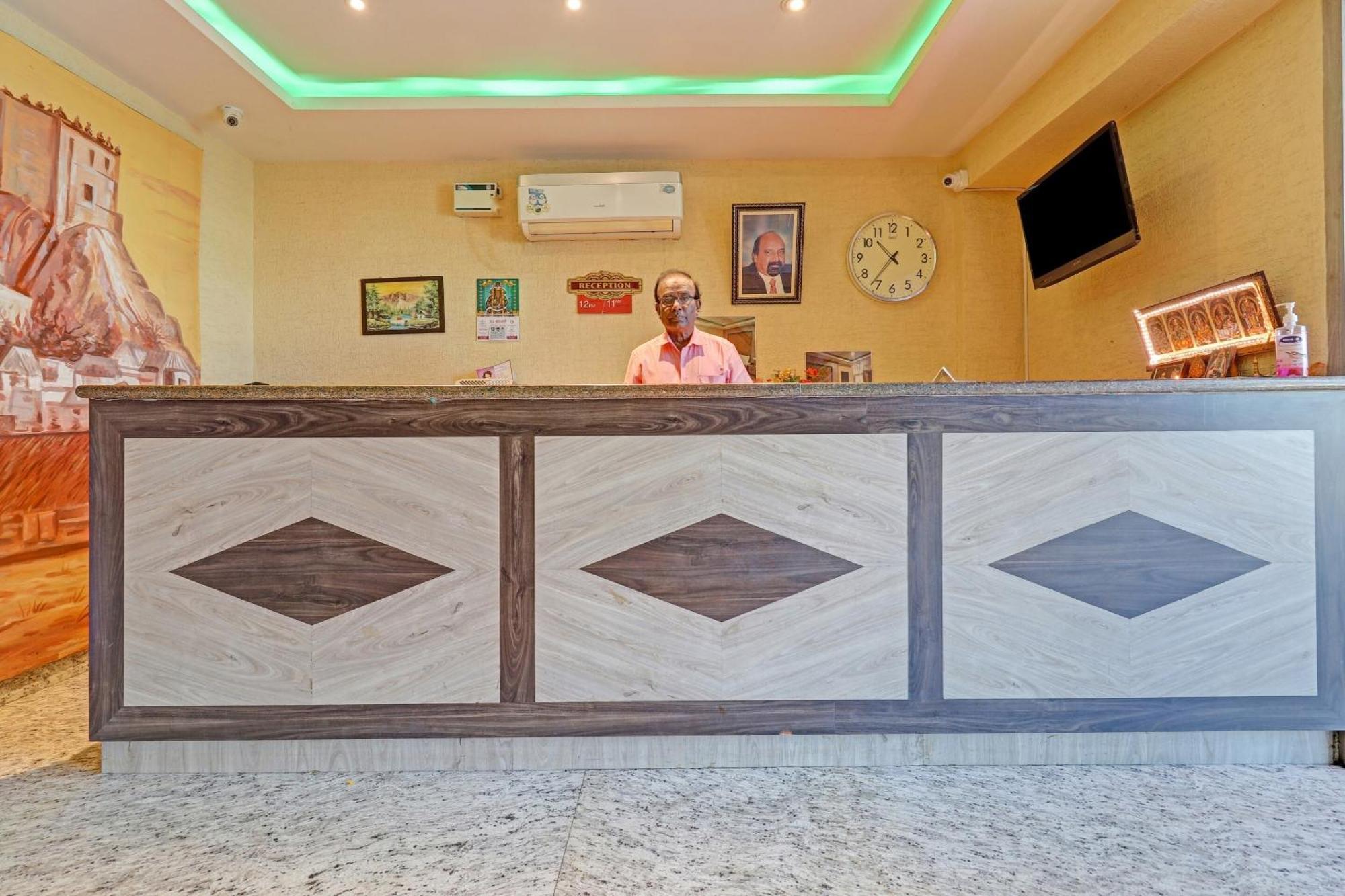 Hotel O Anbu Residency Tiruchirappalli Exteriör bild